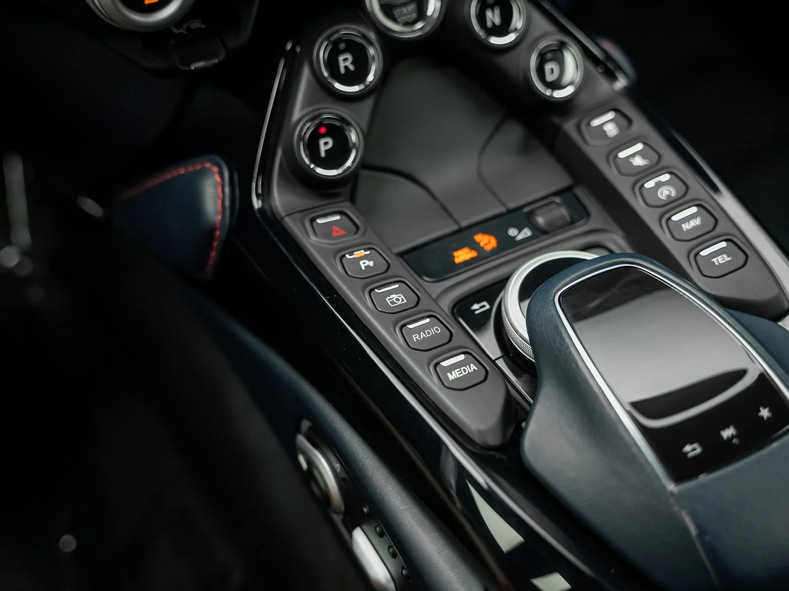 Used 2020 Blue Aston Martin Base image 50