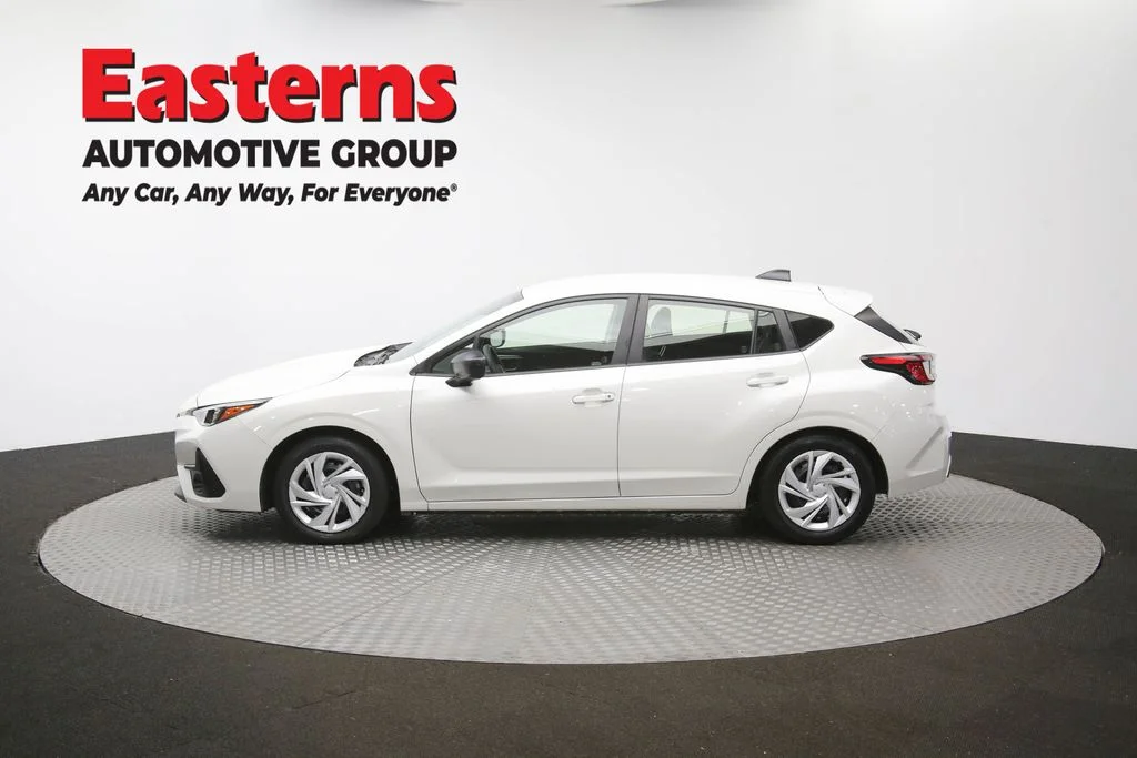 Used 2024 White Subaru Base image 57
