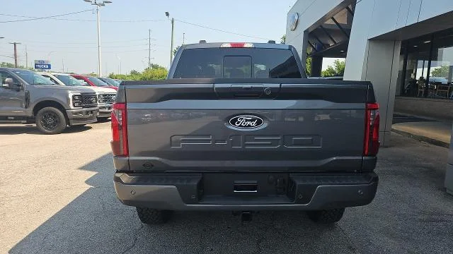 New 2026 Carbonized Gray Metallic Ford XLT 4WD w/Dark Trail Pkg image 25
