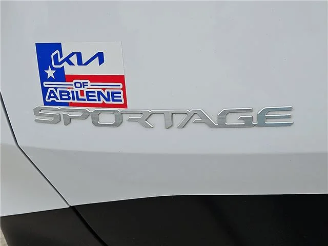 Used 2025 Glacial White Pearl KIA EX Front-Wheel Drive image 8