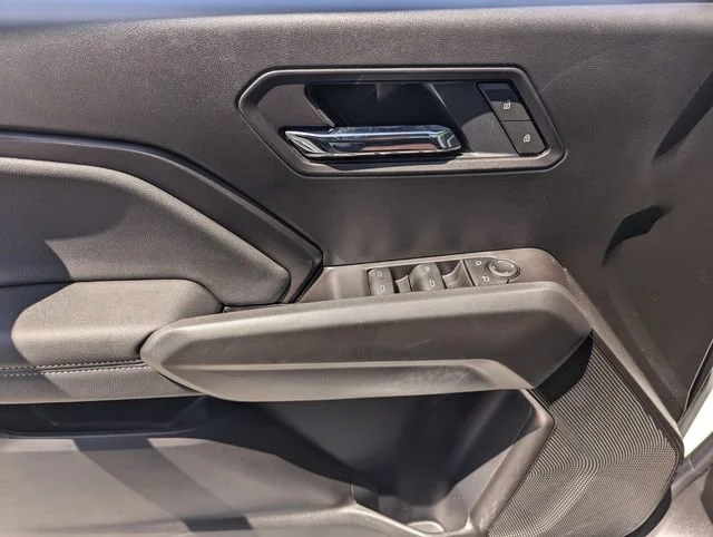 2025 Chevrolet Colorado LT - Photo 16