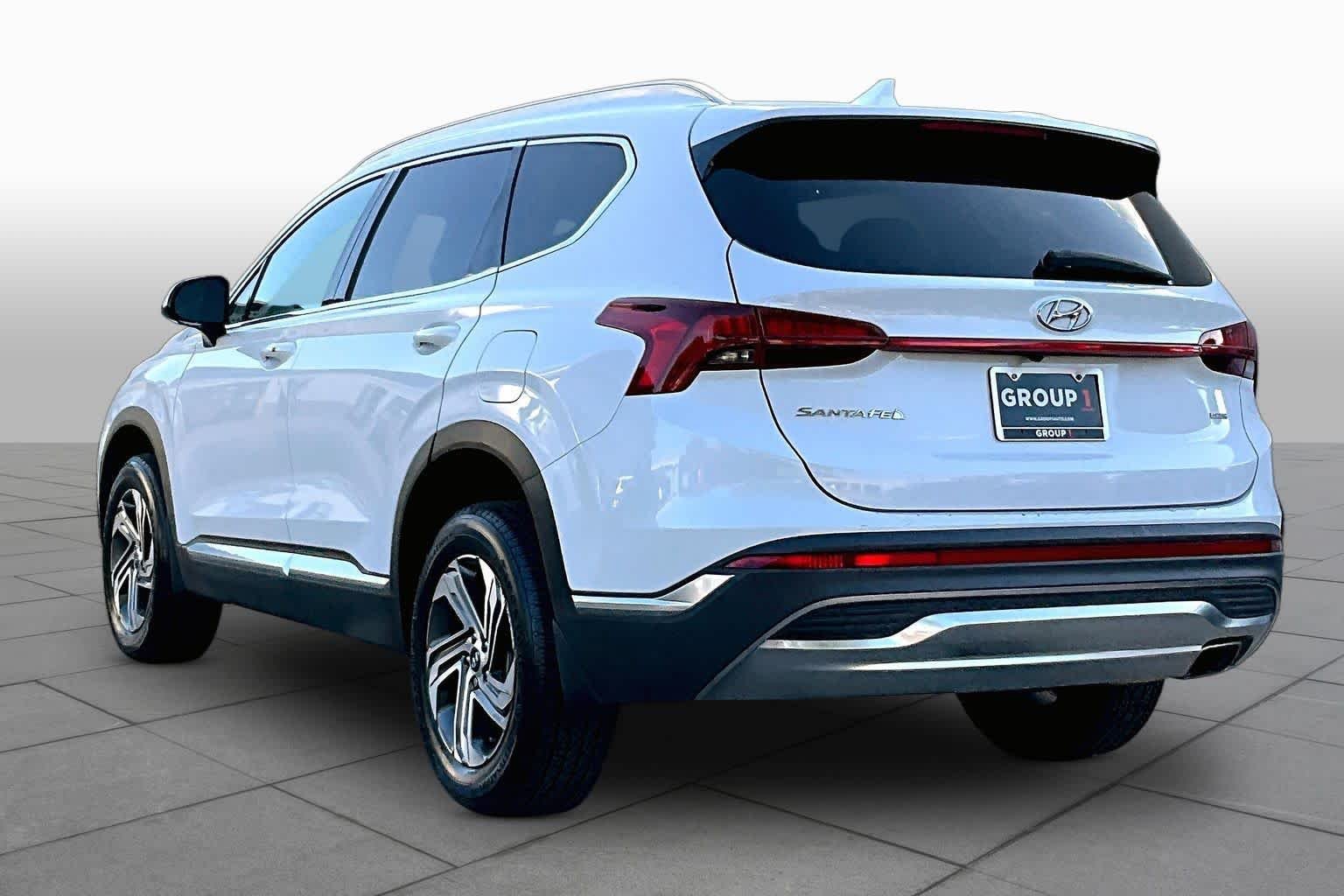 Used 2022 Quartz White Hyundai SEL image 12
