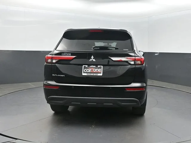Used 2022 Black Mitsubishi ES image 29