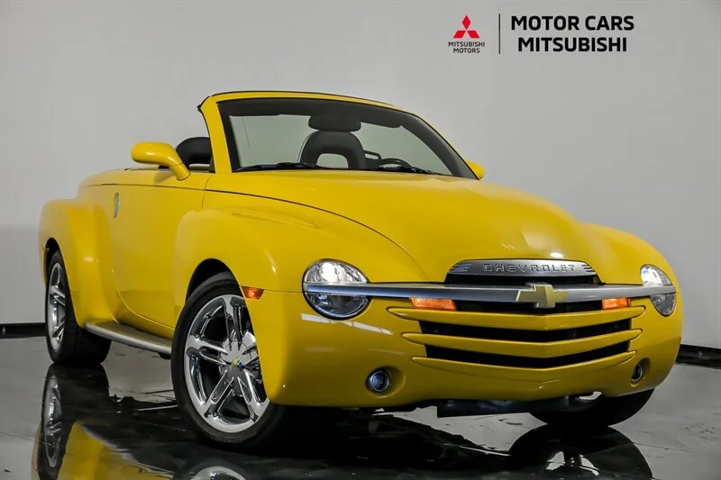 2005 Chevrolet SSR LS's photo