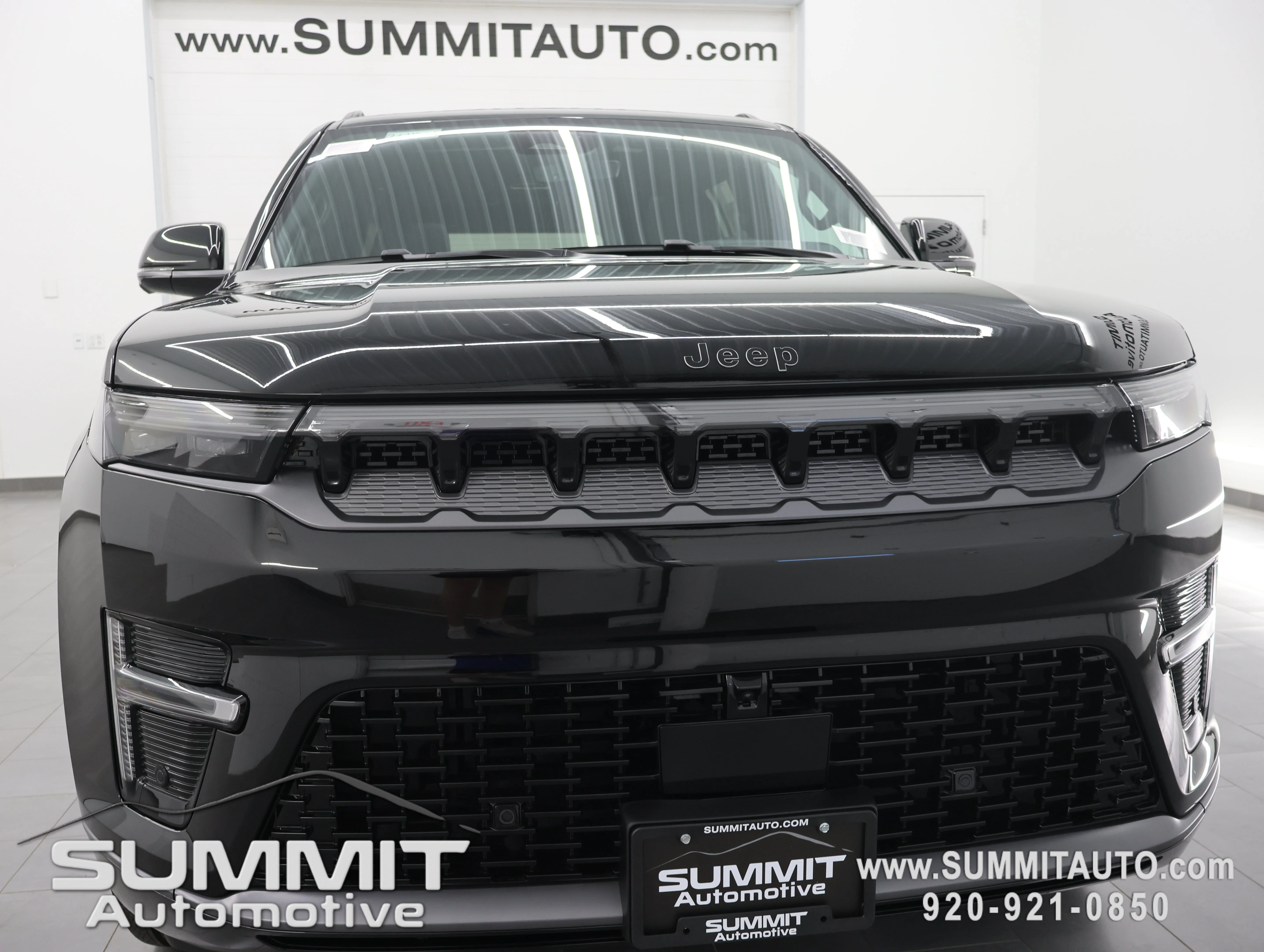 New 2026 High Gloss Black Jeep Limited Reserve image 26