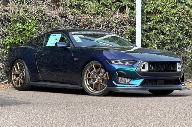 2024 Ford Mustang GT Premium Fastback