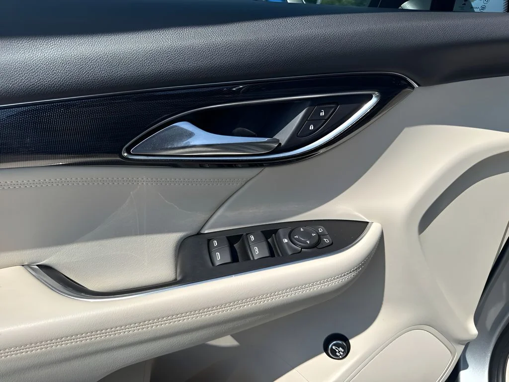 Used 2023 Gray Buick Preferred image 20