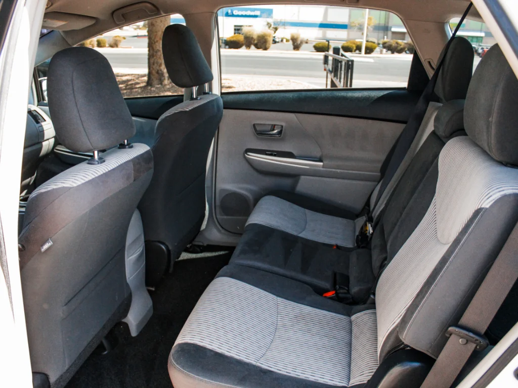 Used 2017 Blizzard Pearl Toyota Three image 24