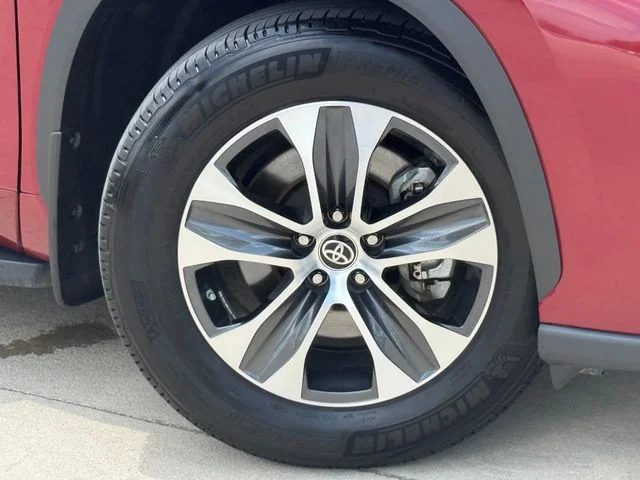 Used 2024 Red Toyota XLE image 2