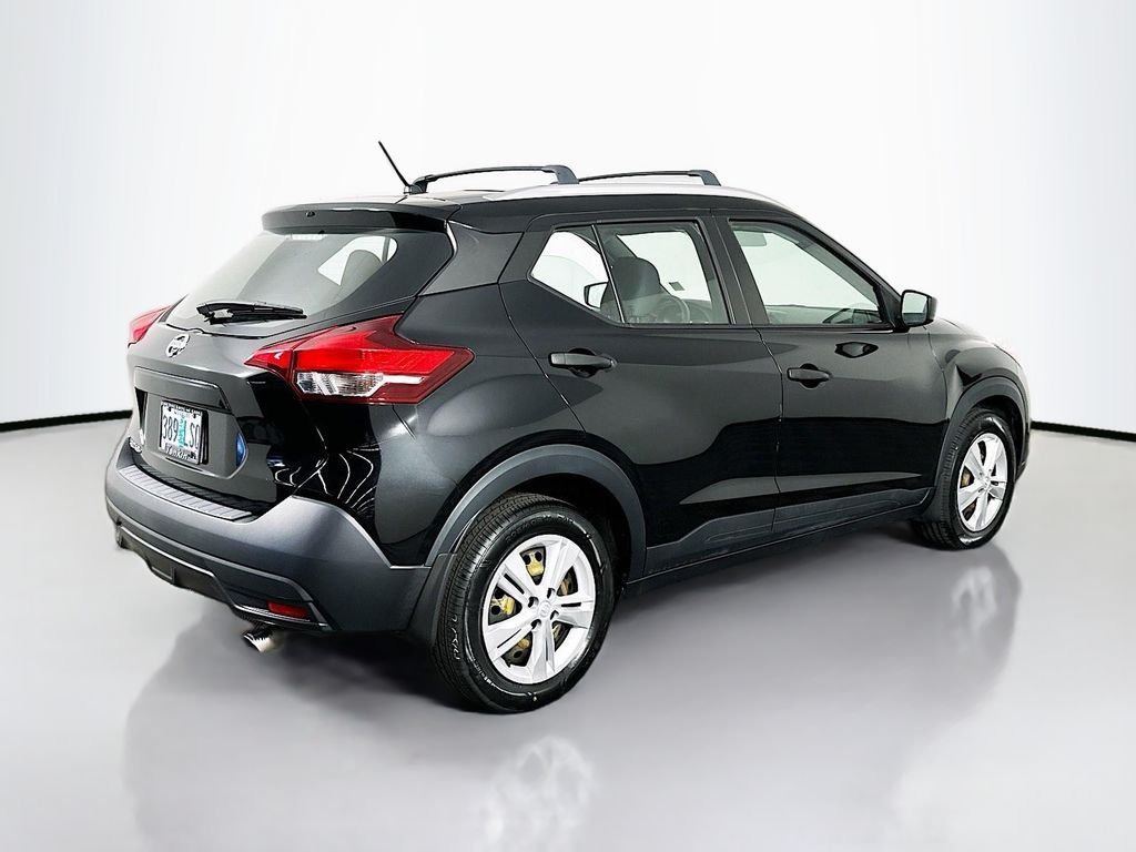 Used 2019 Super Black Nissan S image 8