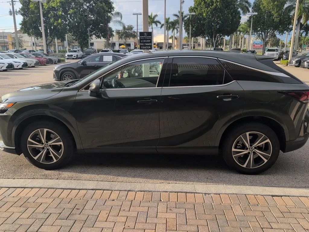 Certified Used 2024 Green Lexus 350 image 9