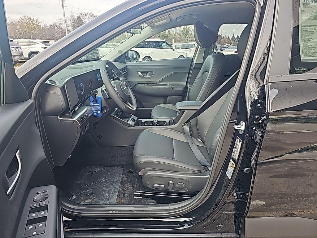 New 2026 Black Hyundai SEL Premium AWD image 9