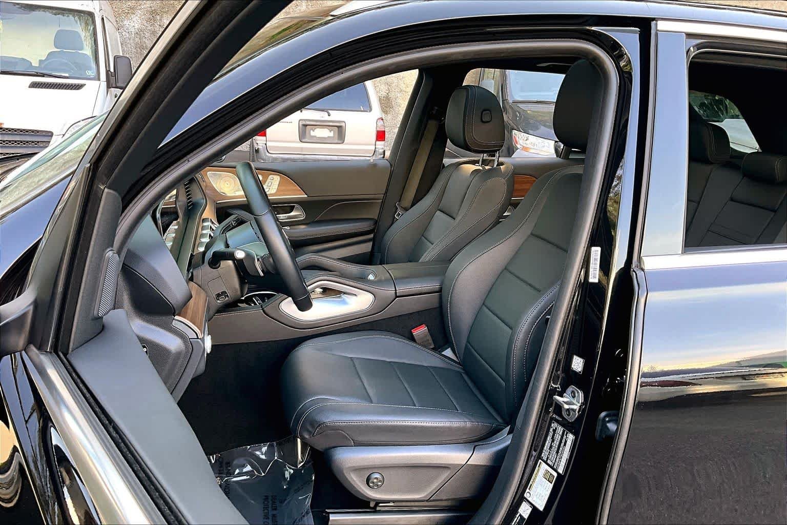 Certified Used 2026 Obsidian Black Metallic Mercedes-Benz GLE 350 image 8