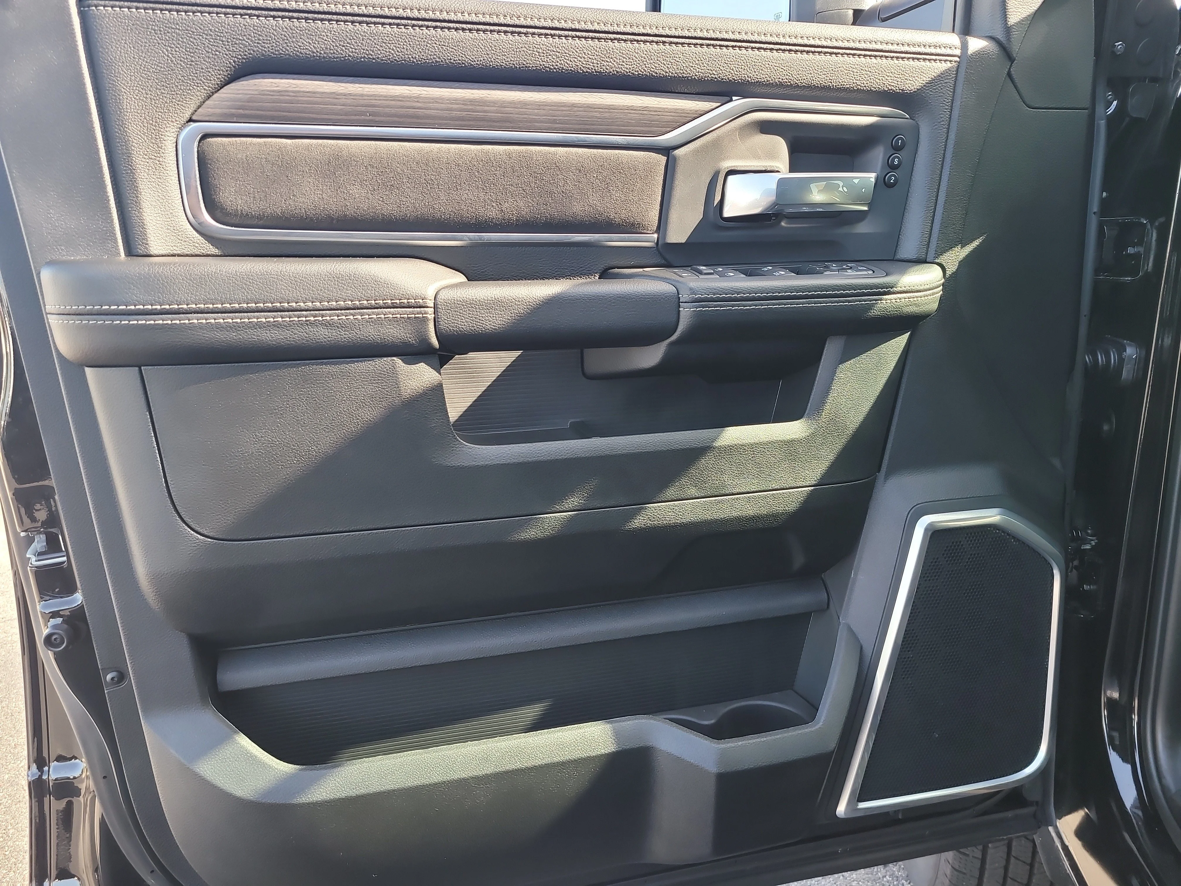 New 2026 Diamond Black Crystal Pearlcoat RAM Laramie image 12
