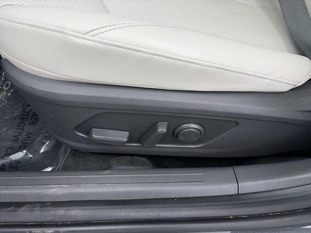 Used 2023 Gray Hyundai Limited image 13