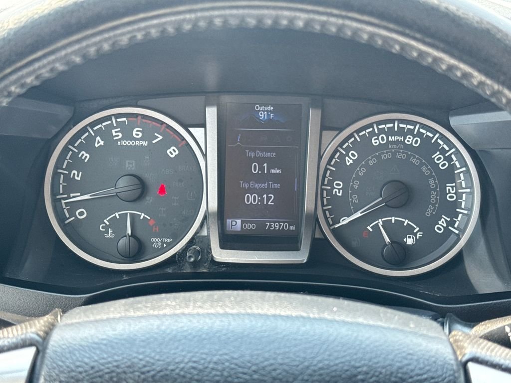 Used 2018 Black Toyota SR5 image 17