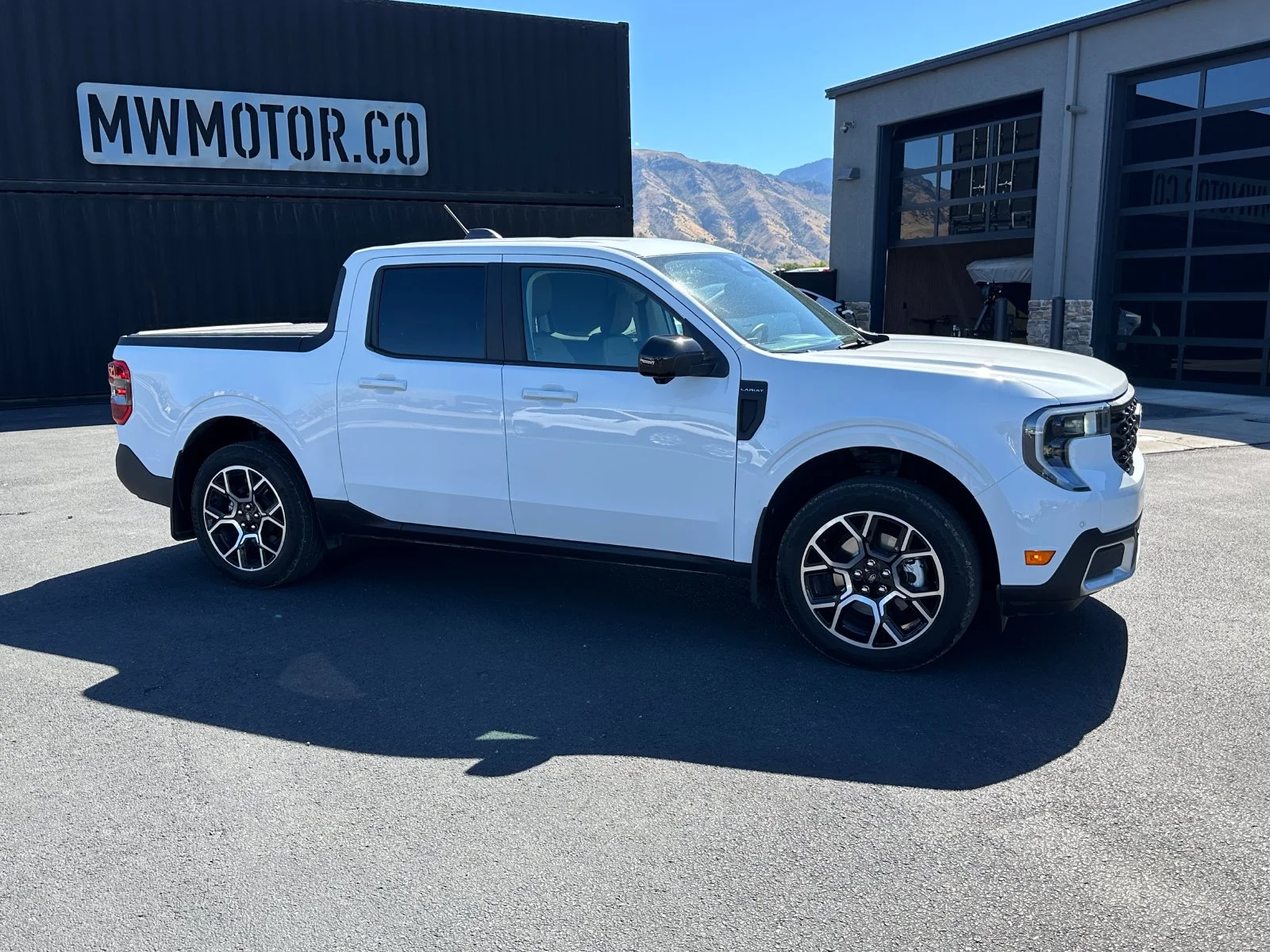Used 2026 White Ford Lariat image 5
