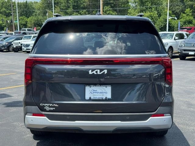 Used 2025 Metal Kia EX image 4