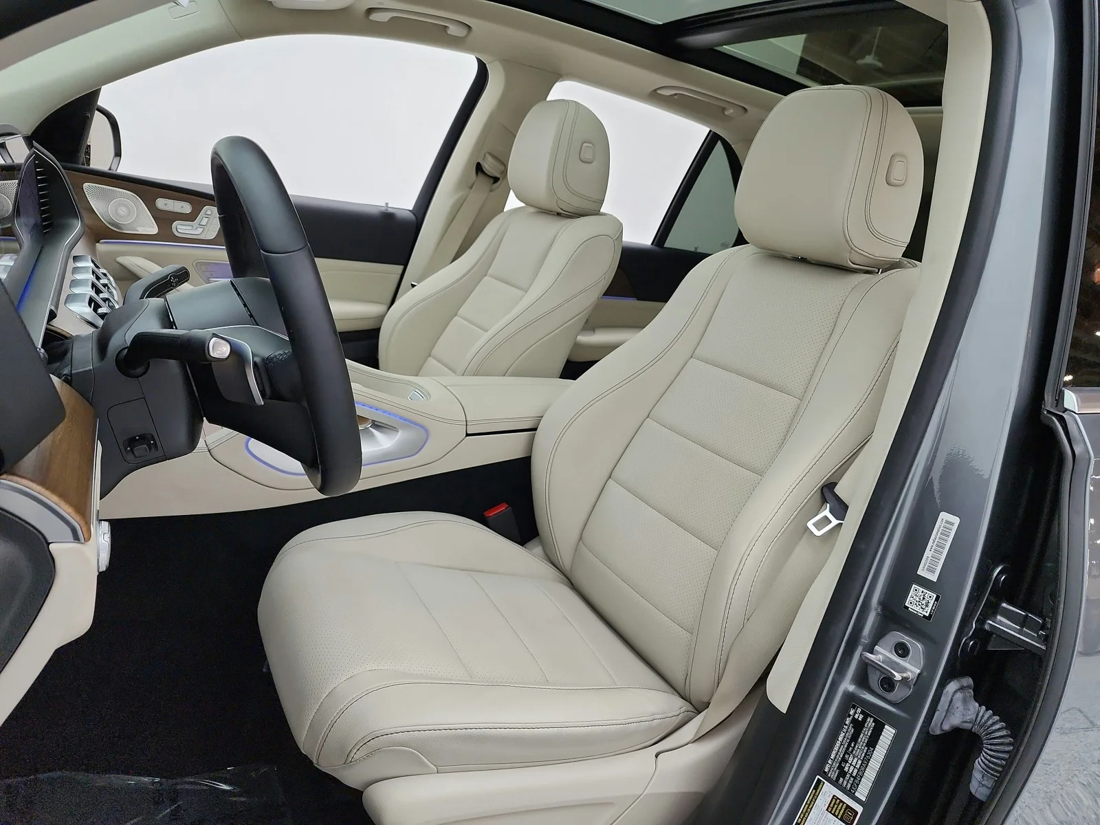 Certified Used 2024 Selenite Grey Metallic Mercedes-Benz GLE 350 4MATIC® SUV image 10