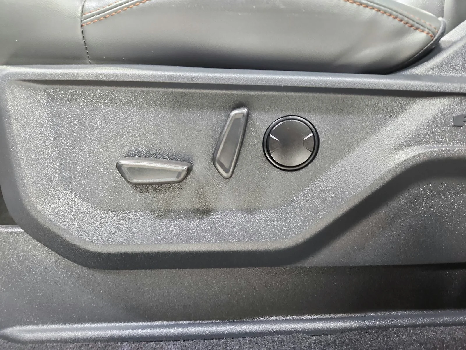 Used 2025 Black Ford Active image 21