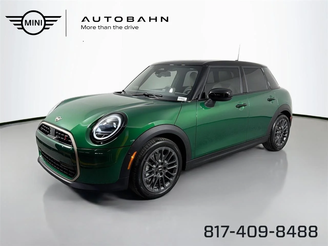 2026 MINI Hardtop Cooper S Signature's photo