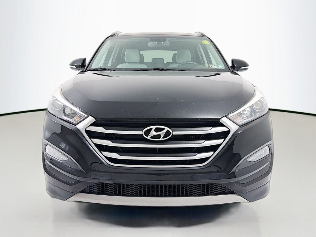 Used 2018 Black Noir Pearl Hyundai Value AWD image 2