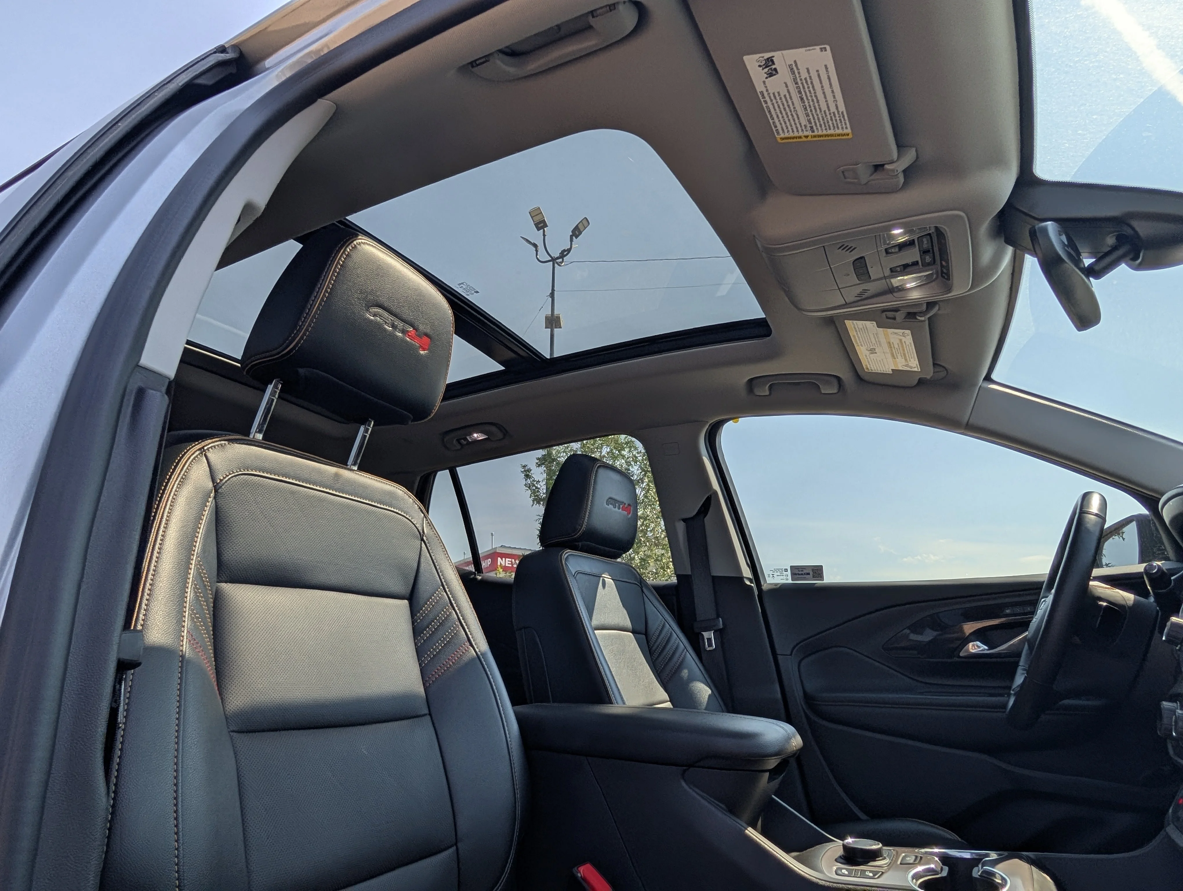 Used 2024 Summit White GMC AT4 image 23