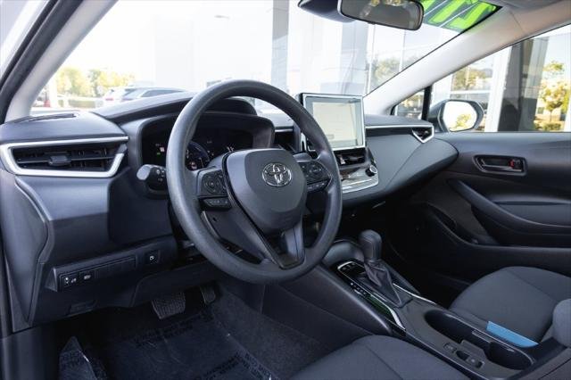 Certified Used 2026 WIND CHILL PEARL Toyota  image 10