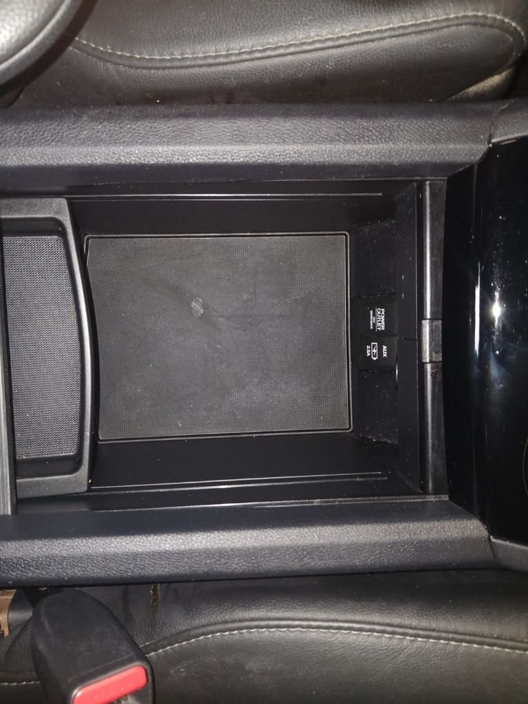 Used 2020 White Honda Touring image 25