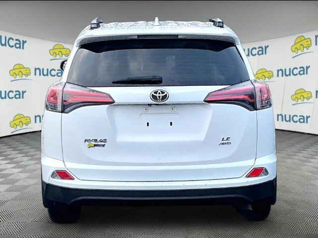 Used 2018 Super White Toyota LE image 4