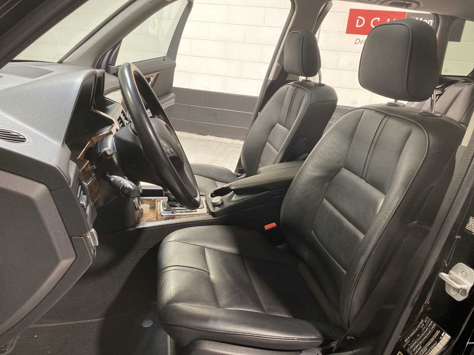 Used 2010 Black Mercedes-Benz GLK 350 image 11