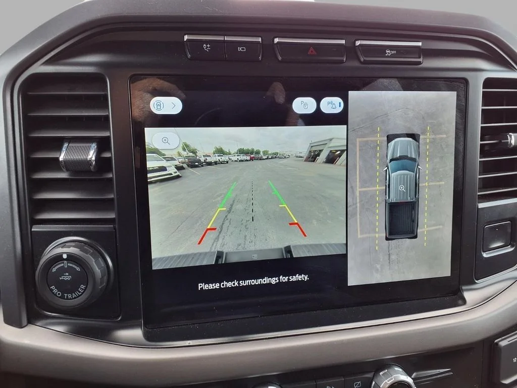 Used 2024 Gray Ford XLT image 6