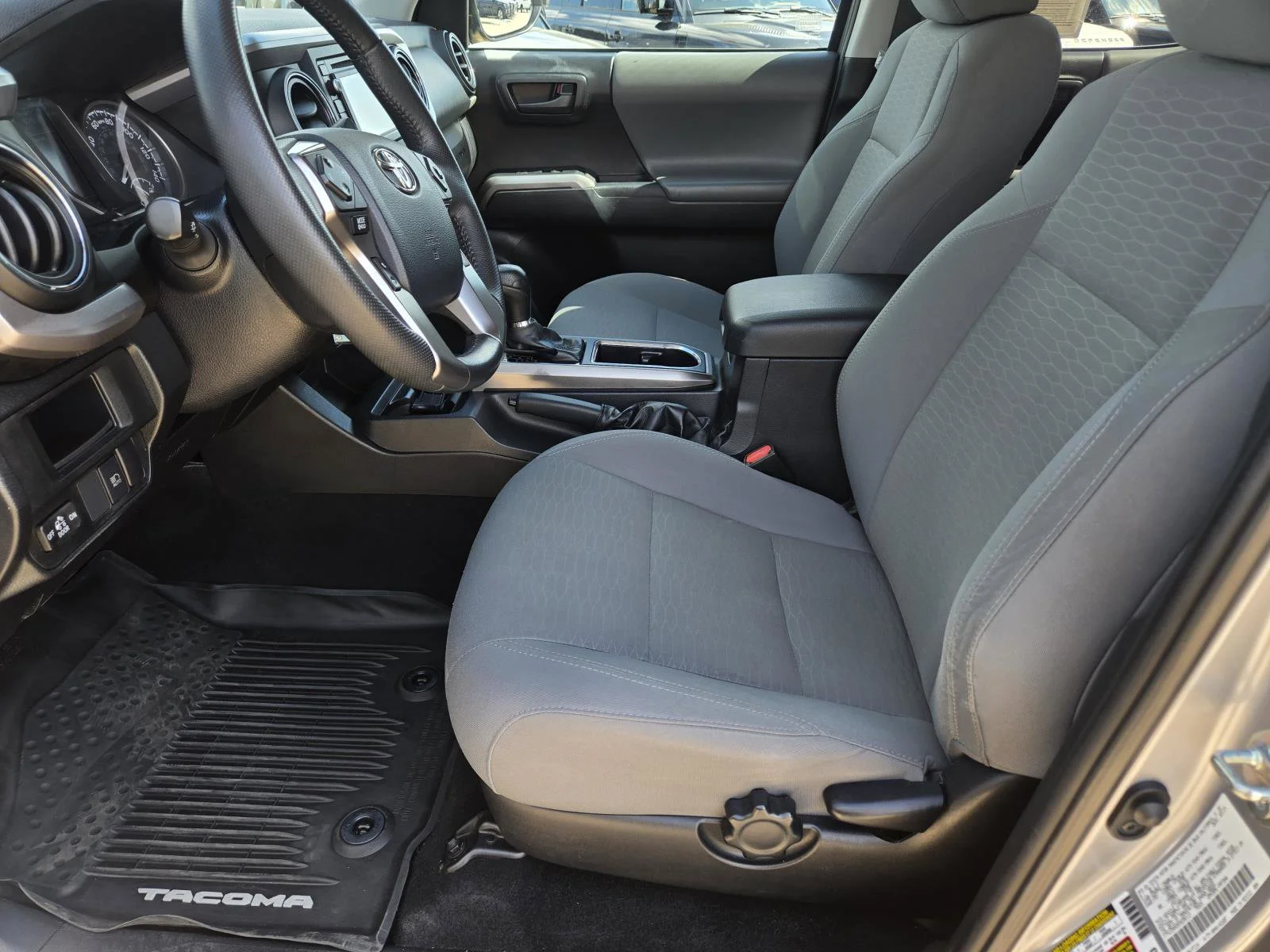 Used 2019 Magnetic Gray Metallic Toyota SR5 image 30