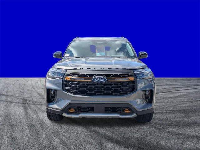 New 2027 Carbonized Gray Metallic Ford Tremor® image 9