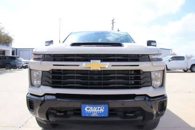 New 2026 White Sands Chevrolet Custom image 4