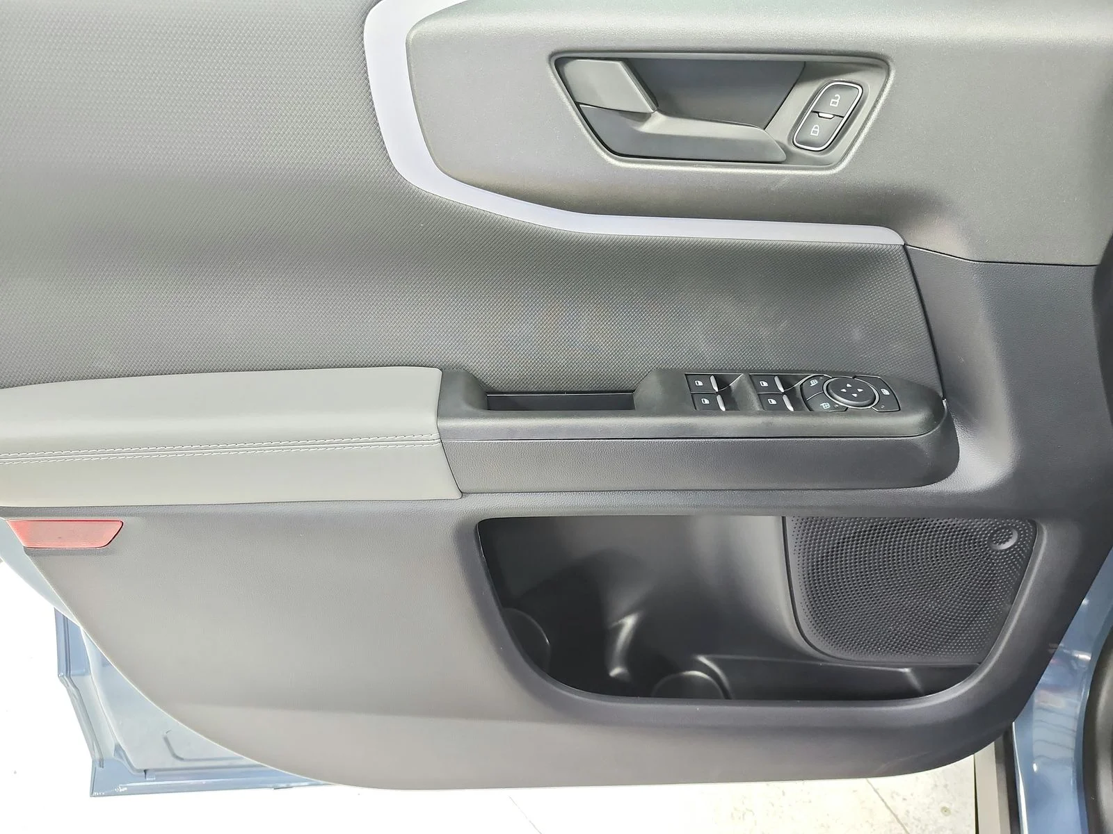 New 2026 Gray Ford Badlands image 37