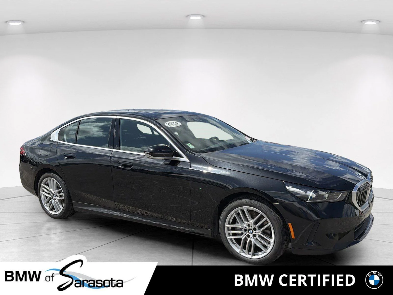 2024 BMW 5 Series 540i xDrive Sedan's photo