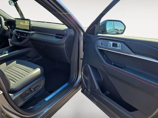 New 2026 Carbonized Gray Metallic Ford ST-Line image 29
