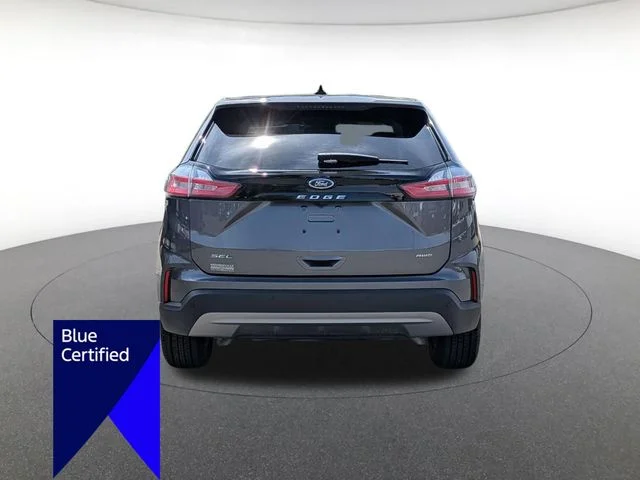 Used 2024 Gray Ford SEL image 4