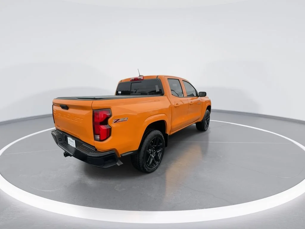 Used 2025 Orange Chevrolet Z71 image 8