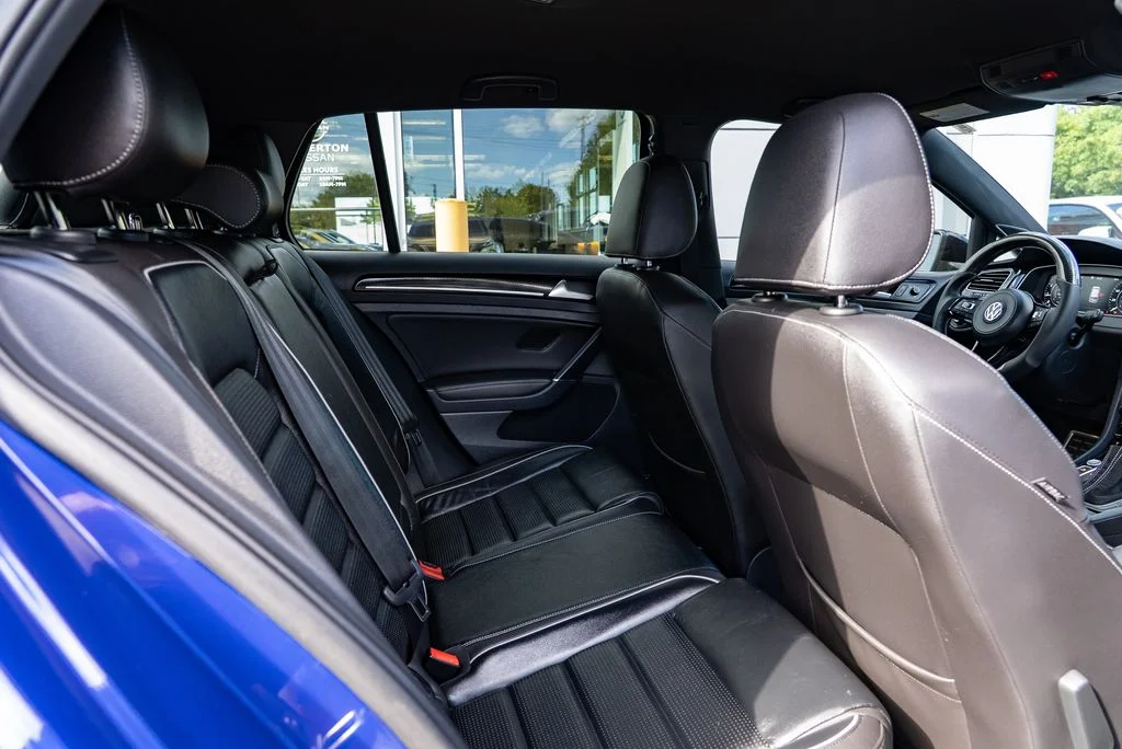 Used 2018 Blue Volkswagen DCC & Navigation 4Motion image 25