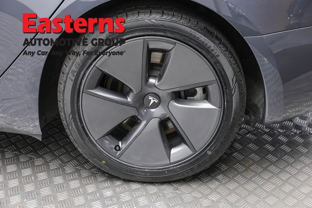 Used 2023 Gray Tesla Base image 8