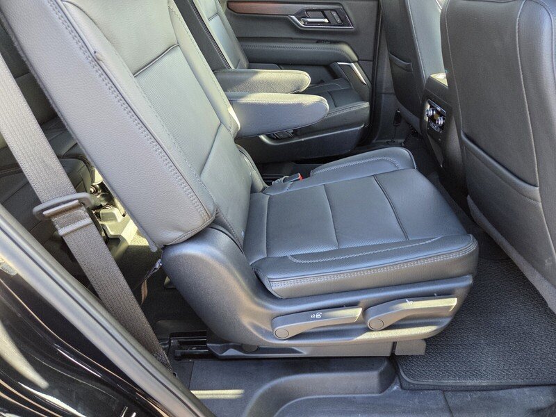 Used 2025 Black GMC Denali image 20