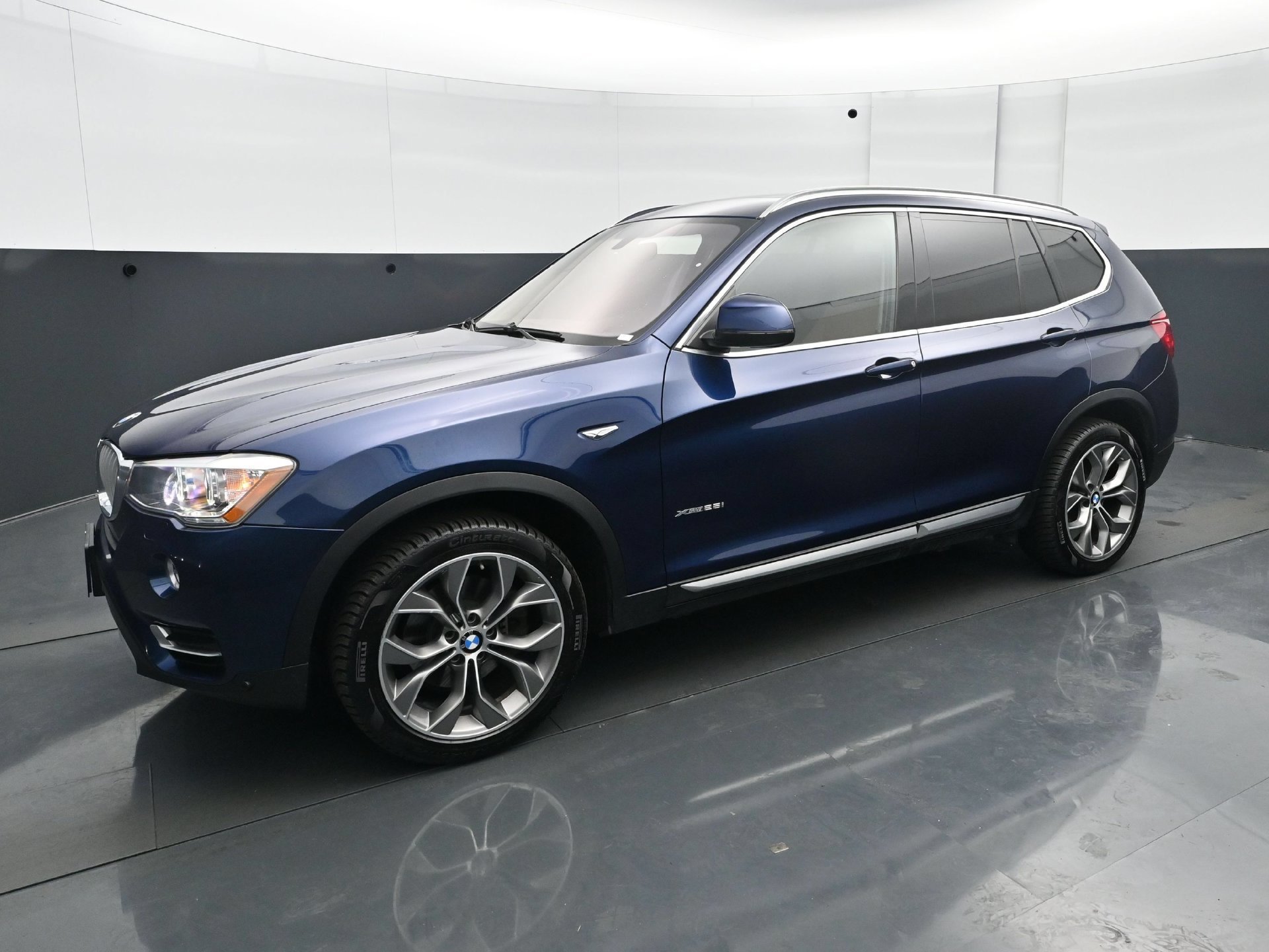 Used 2017 BMW X3 xDrive28i with VIN 5UXWX9C30H0W75678 for sale in Burnsville, Minnesota