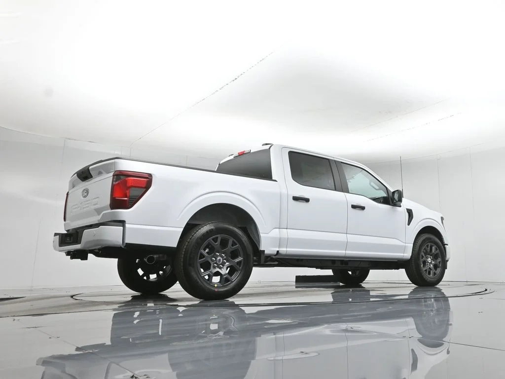 New 2026 Oxford White Ford STX image 46