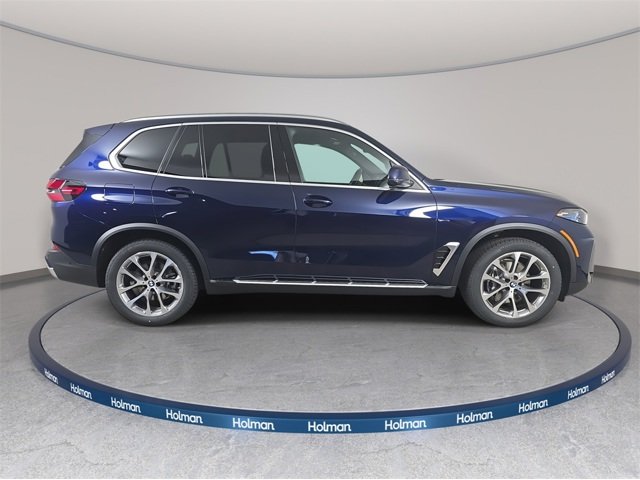 Certified Used 2026 Tanzanite Blue II Metallic BMW xDrive40i image 4