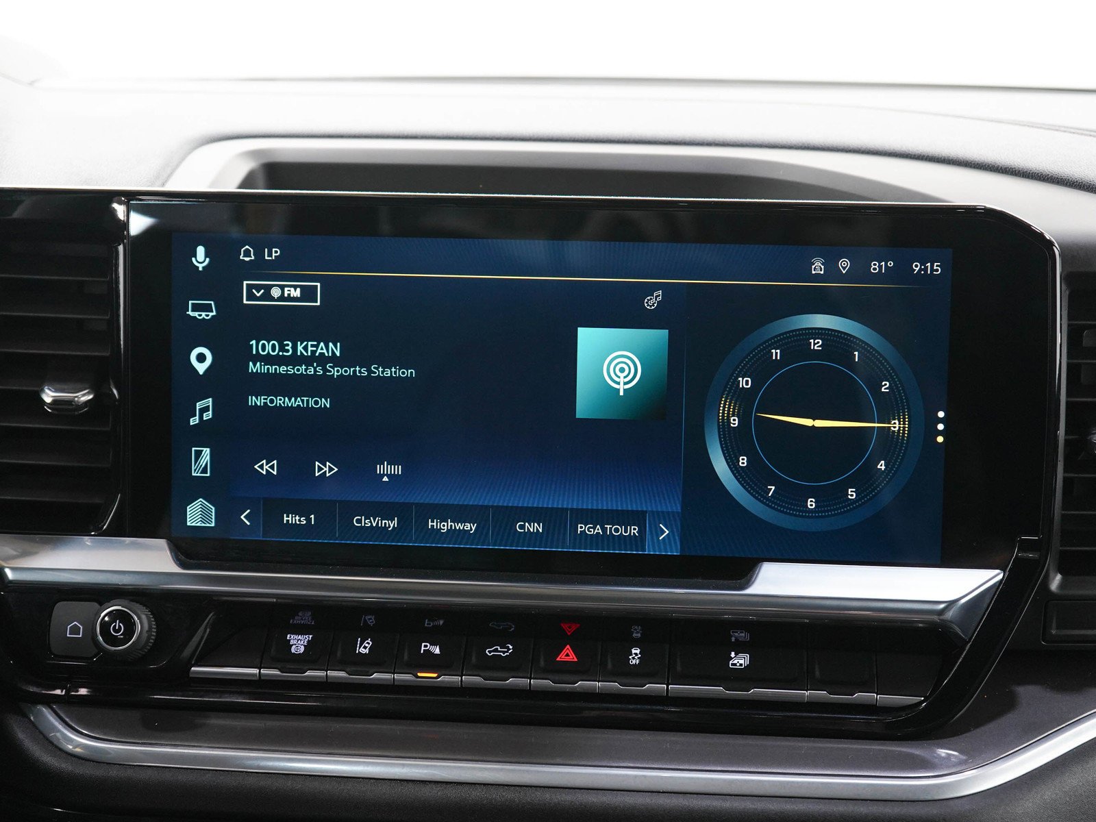 Used 2025 Iridescent Pearl Tricoat Chevrolet High Country image 18