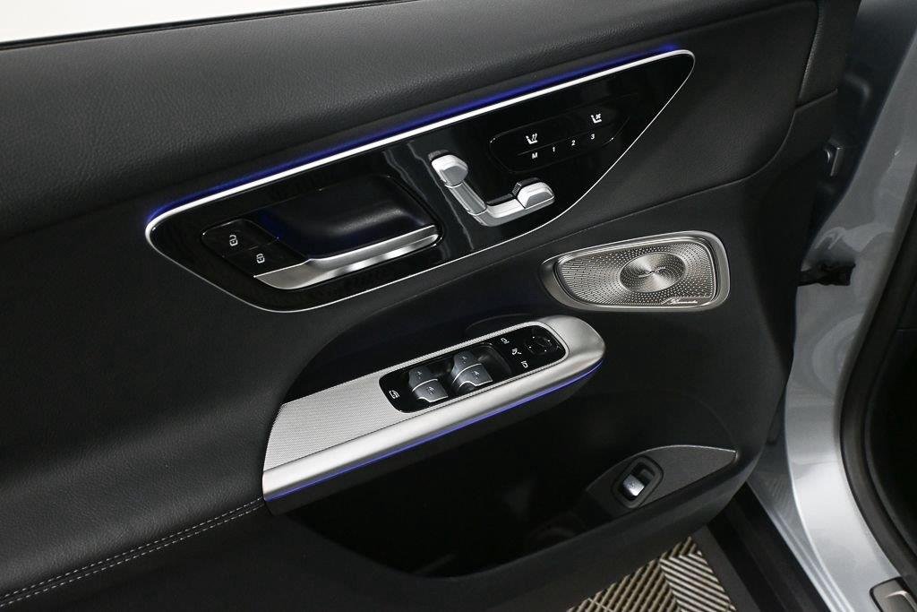 New 2026 Cirrus Silver Metallic Mercedes-Benz GLC 300 image 9