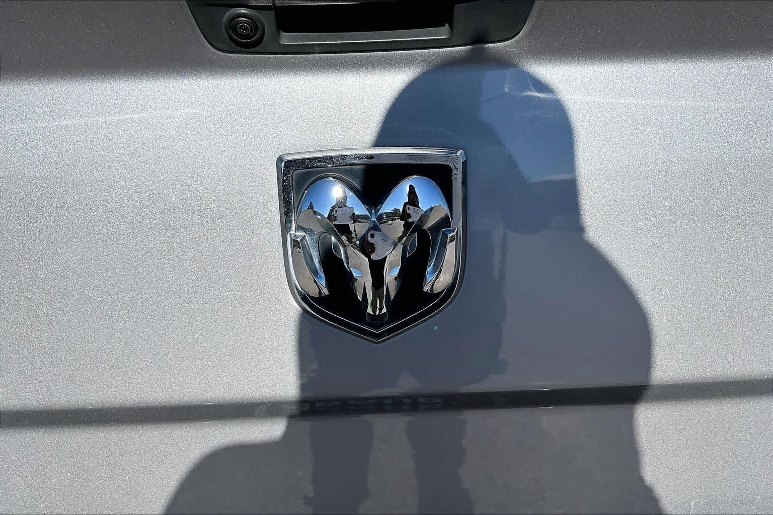 Used 2019 Billet Silver Metallic Clearcoat Ram Tradesman image 30