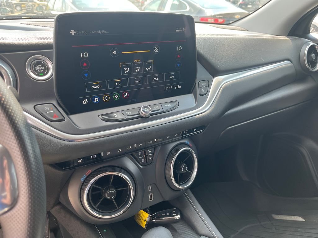 Used 2023 Gray Chevrolet LT image 17